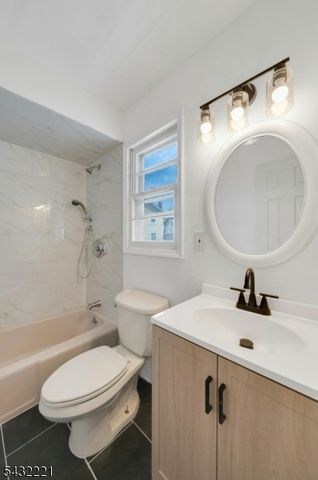 183 Devon St, Kearny Town, NJ 07032