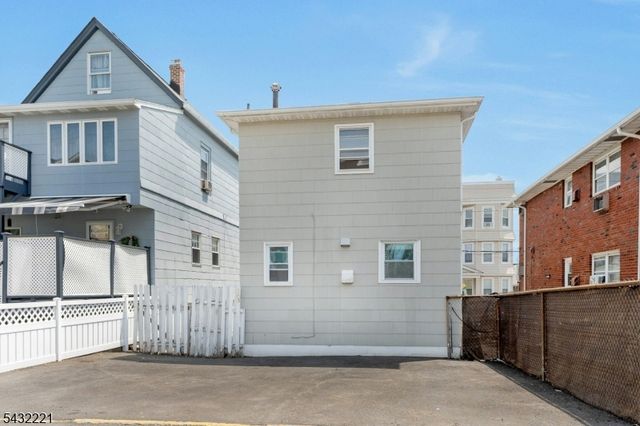 183 Devon St, Kearny Town, NJ 07032