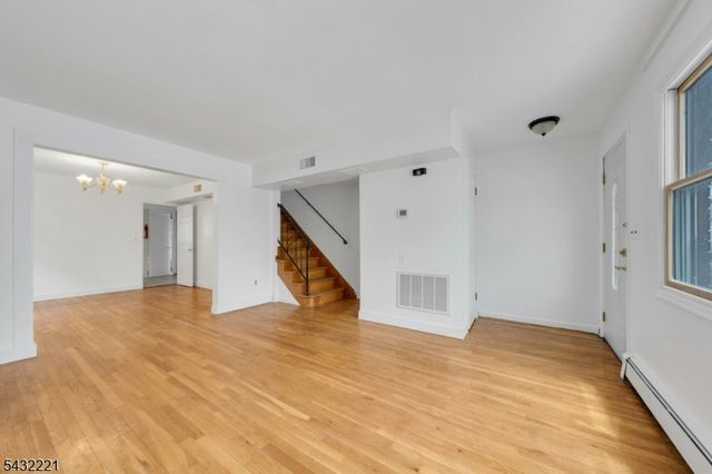 183 Devon St, Kearny Town, NJ 07032