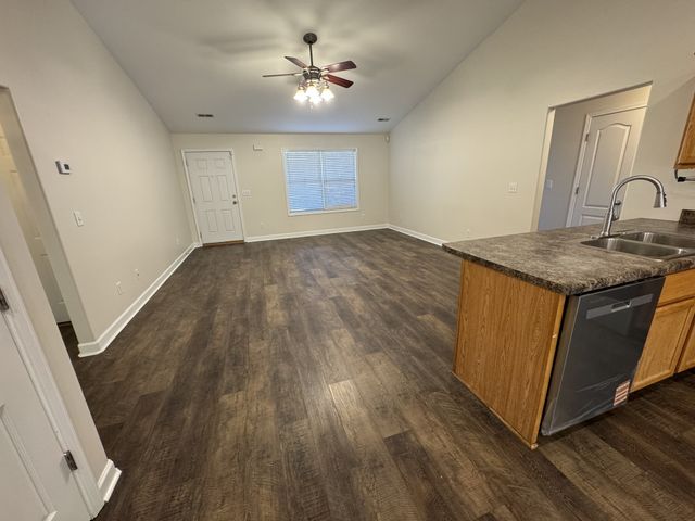 4013 Nuthatch Rd, Spring Hill, TN 37174