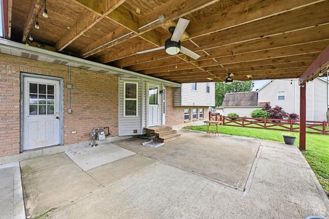 6503 Tara Brooke Court, Hamilton, OH 45005