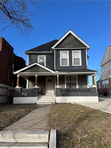 20 E 32nd Street, Kansas City, MO 64111