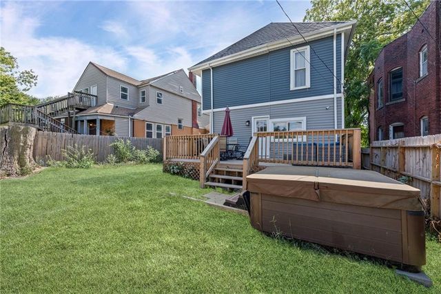 20 E 32nd Street, Kansas City, MO 64111