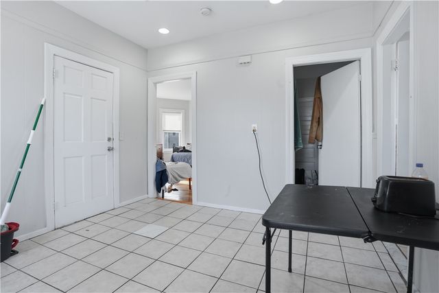 213 Meadow Street, Pawtucket, RI 02860