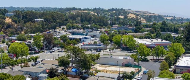 640 Plaza Pl, Hayward, CA 94541