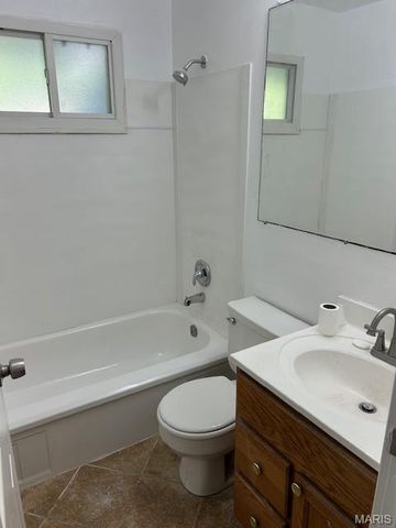182 Monteith Circle, Unincorporated, MO 63137