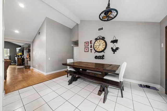 6880 Barker Way, San Diego, CA 92119