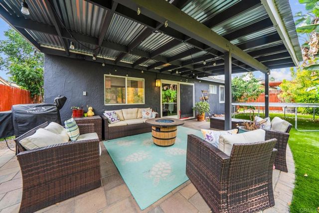 6880 Barker Way, San Diego, CA 92119