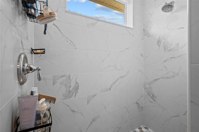 5830 SILVER SUN DRIVE, Apollo Beach, FL 33572