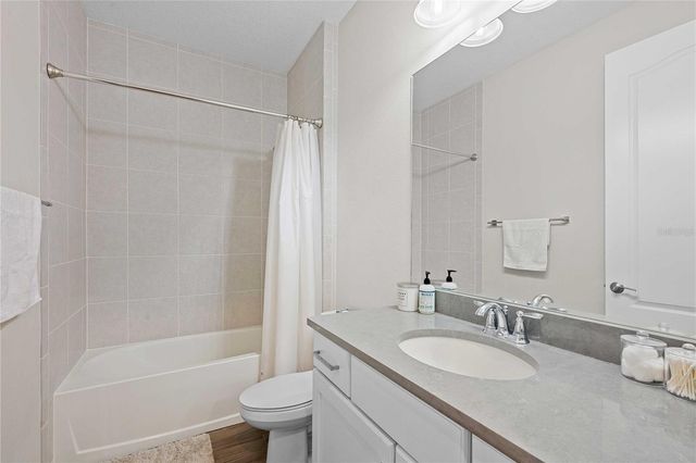 5830 SILVER SUN DRIVE, Apollo Beach, FL 33572