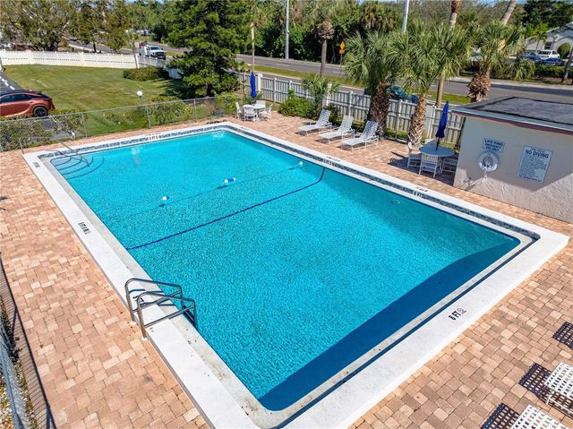 5440 RIVERBLUFF CIRCLE 87, Sarasota, FL 34231