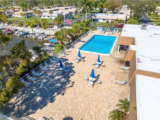 5440 RIVERBLUFF CIRCLE 87, Sarasota, FL 34231