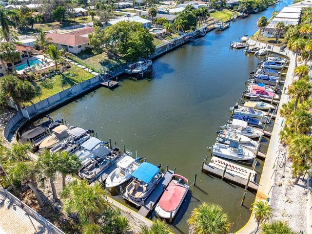 5440 RIVERBLUFF CIRCLE 87, Sarasota, FL 34231