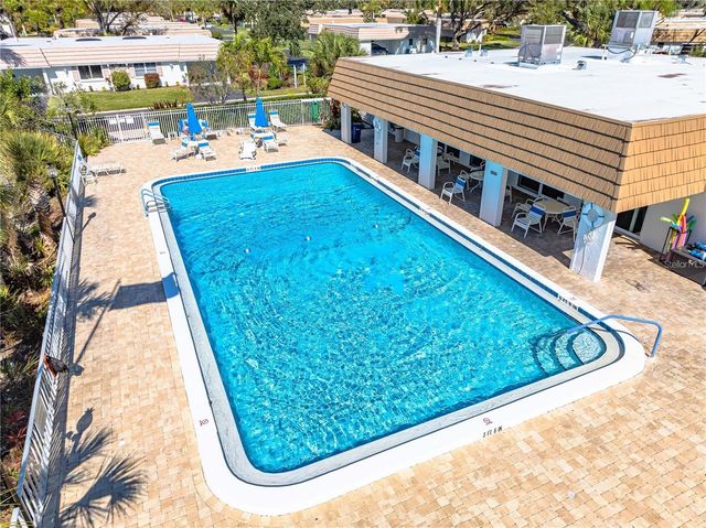 5440 RIVERBLUFF CIRCLE 87, Sarasota, FL 34231