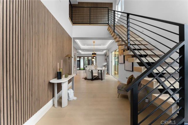 3932 S Minerva Avenue, Los Angeles, CA 90066