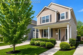 215 La Plaza Court, Royal Oak, MI 48073