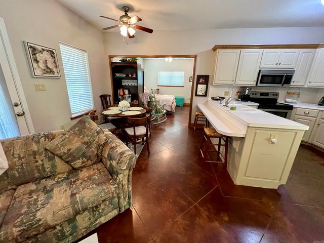 153 Thompson Road, Arkadelphia, AR 71923
