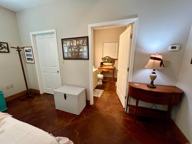 153 Thompson Road, Arkadelphia, AR 71923