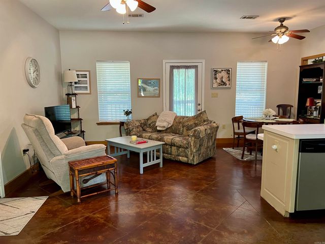 153 Thompson Road, Arkadelphia, AR 71923