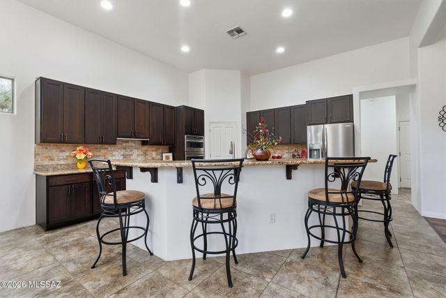 12270 N Golden Mirror Drive, Marana, AZ 85658