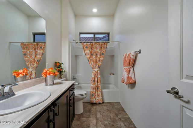 12270 N Golden Mirror Drive, Marana, AZ 85658