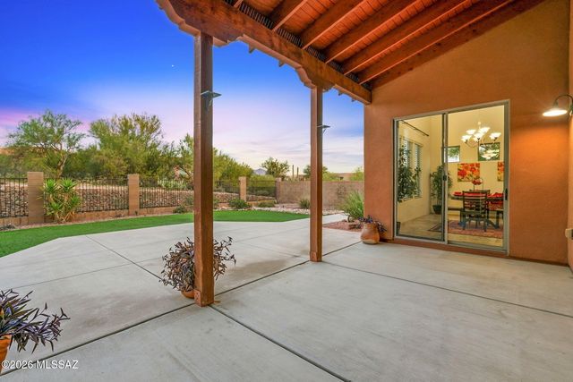 12270 N Golden Mirror Drive, Marana, AZ 85658