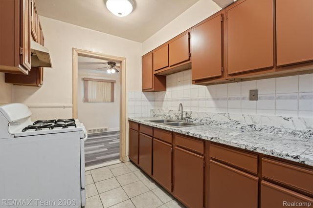 7444 Kendal Street, Dearborn, MI 48126