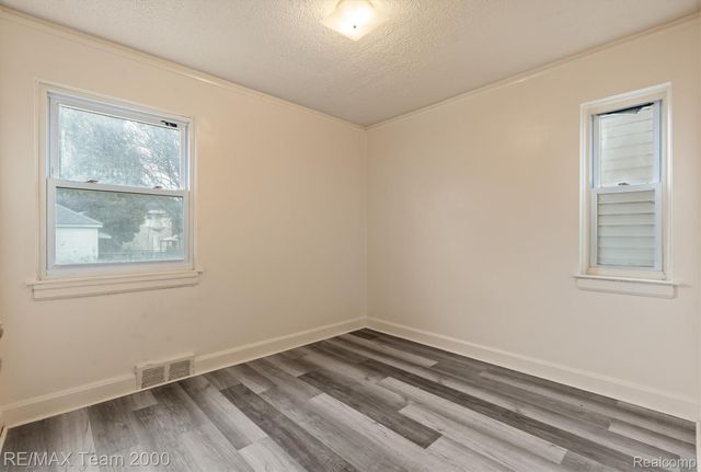 7444 Kendal Street, Dearborn, MI 48126