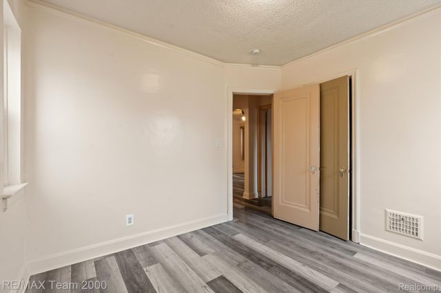 7444 Kendal Street, Dearborn, MI 48126