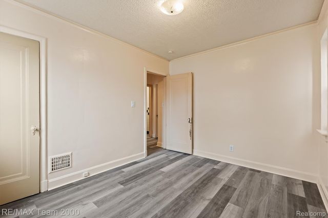 7444 Kendal Street, Dearborn, MI 48126