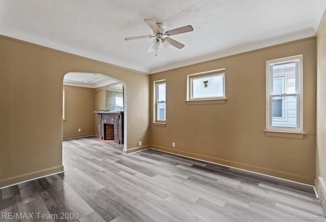 7444 Kendal Street, Dearborn, MI 48126