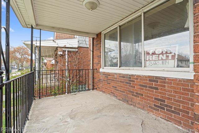 7444 Kendal Street, Dearborn, MI 48126