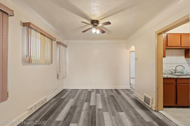 7444 Kendal Street, Dearborn, MI 48126