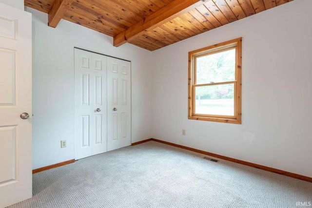 3850 Snoddy Road, Bloomington, IN 47401