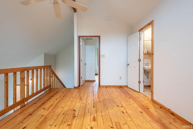3850 Snoddy Road, Bloomington, IN 47401