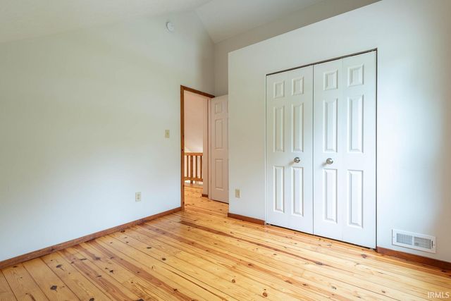 3850 Snoddy Road, Bloomington, IN 47401