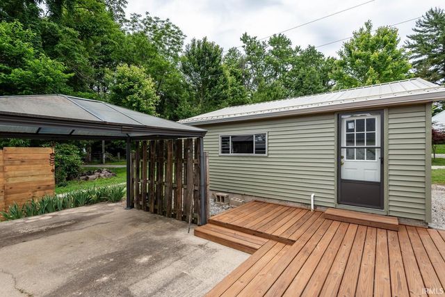 3850 Snoddy Road, Bloomington, IN 47401