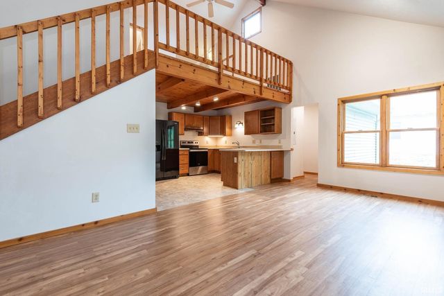 3850 Snoddy Road, Bloomington, IN 47401