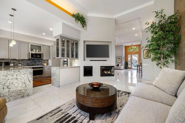 78648 Cabrillo Way, La Quinta, CA 92253