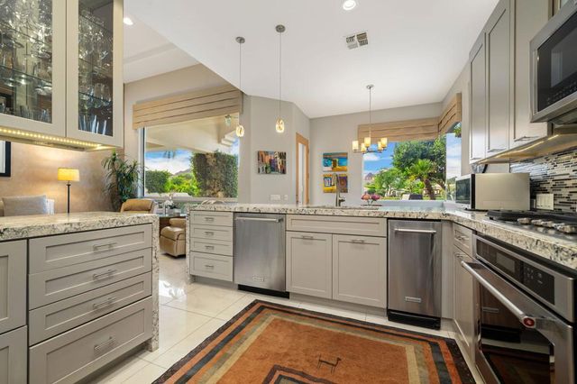 78648 Cabrillo Way, La Quinta, CA 92253