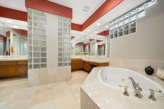 78648 Cabrillo Way, La Quinta, CA 92253