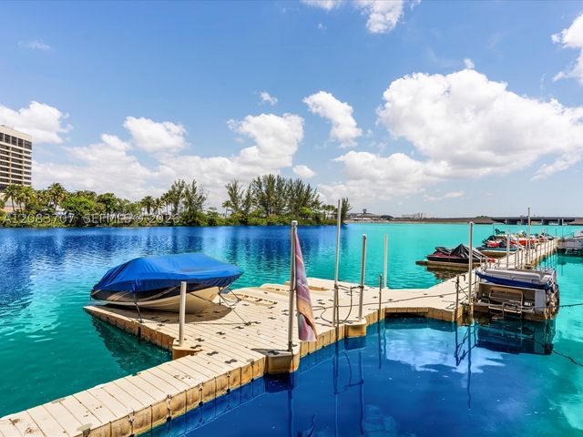 5077 NW 7th St 1117, Miami, FL 33126