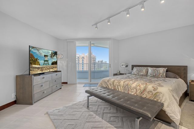 5200 N Ocean Drive 1902, Riviera Beach, FL 33404