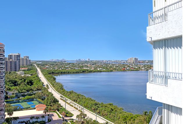 5200 N Ocean Drive 1902, Riviera Beach, FL 33404