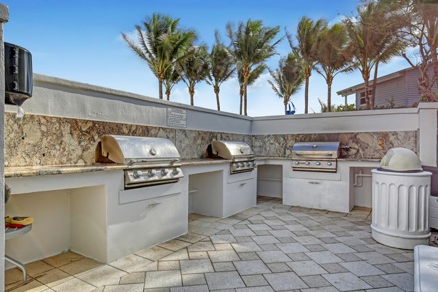 5200 N Ocean Drive 1902, Riviera Beach, FL 33404