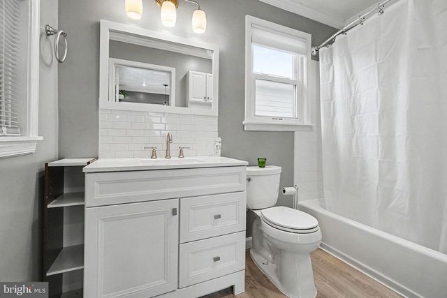 17 W PINE ST, Enola, PA 17025