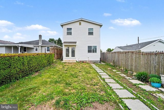 17 W PINE ST, Enola, PA 17025