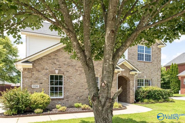 104 Raymon Circle, Huntsville, AL 35806