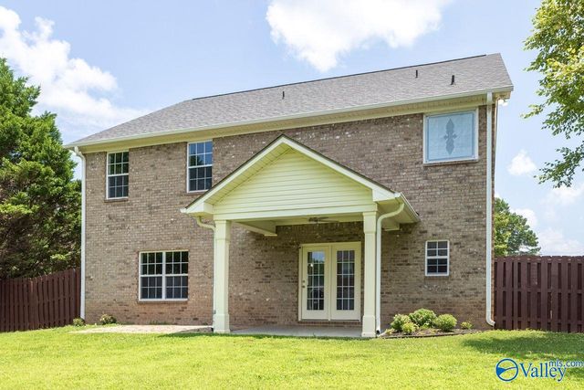 104 Raymon Circle, Huntsville, AL 35806