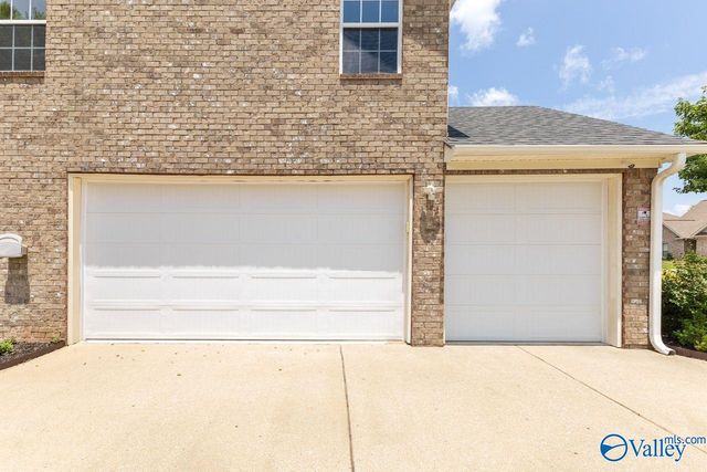 104 Raymon Circle, Huntsville, AL 35806